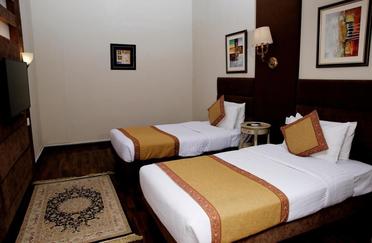 Ambassador Suites & Hotel 伊斯兰堡 外观 照片