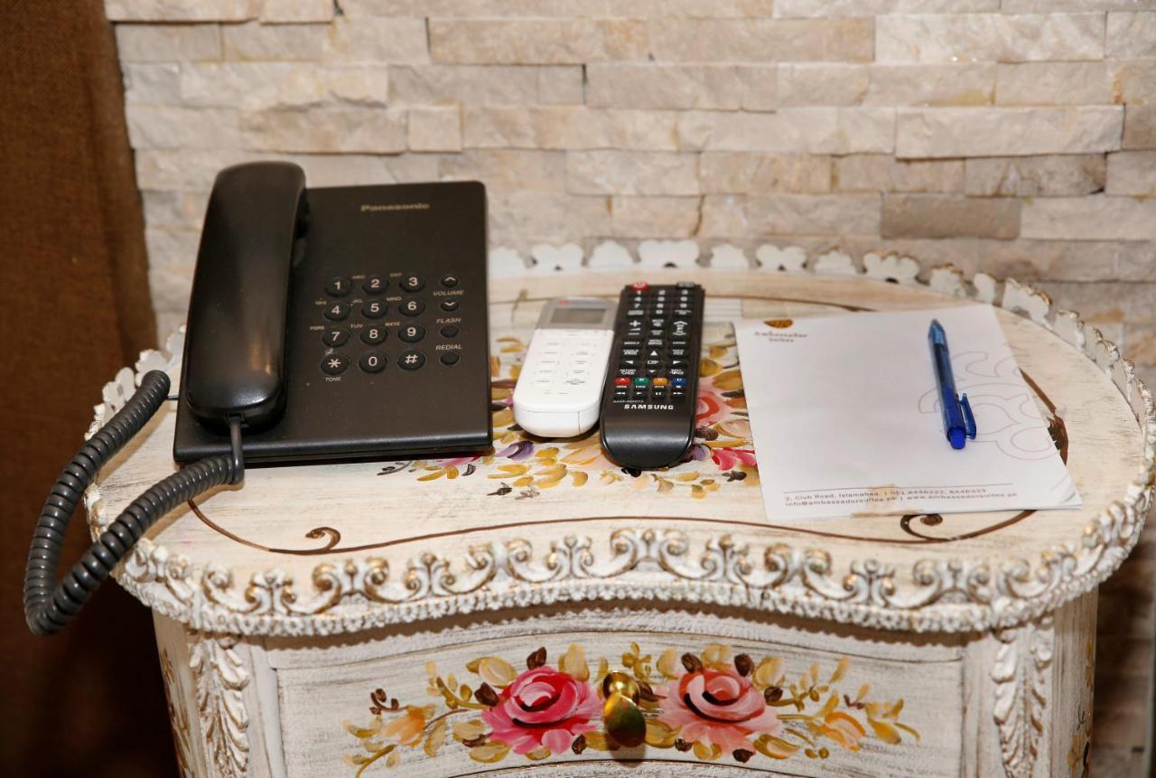 Ambassador Suites & Hotel 伊斯兰堡 外观 照片