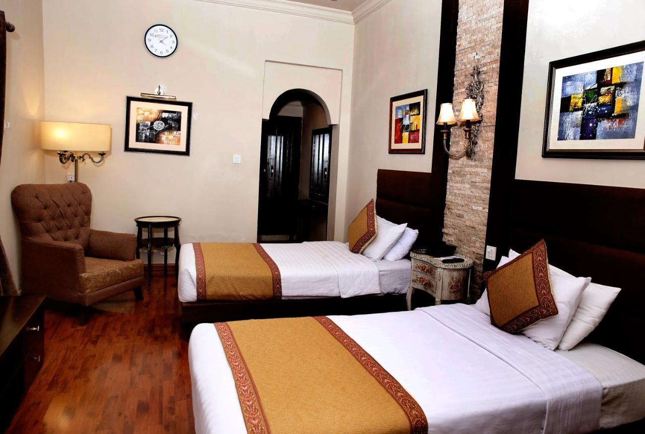 Ambassador Suites & Hotel 伊斯兰堡 外观 照片
