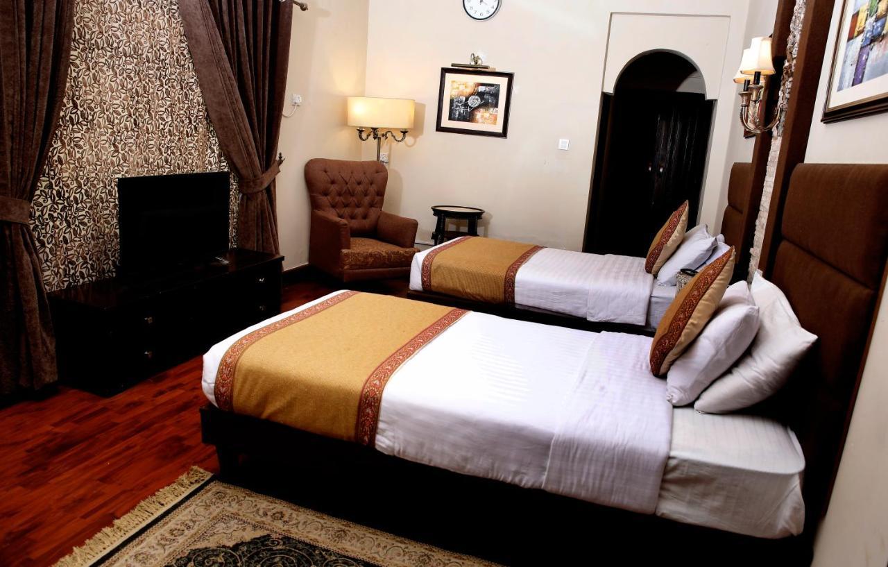Ambassador Suites & Hotel 伊斯兰堡 外观 照片